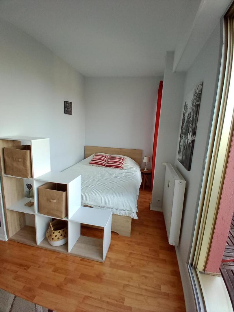Appartement Avec Parking Et Balcon Vue Cathedrale 샤르트르 외부 사진